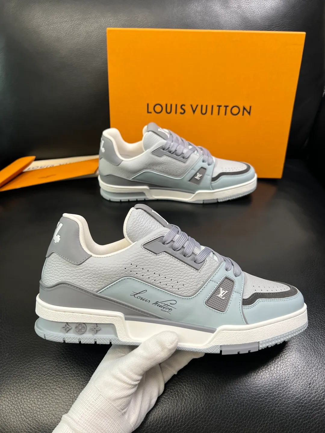Men's shoes 💰820 Lv high quality top handicrafts Louis Vuitton, counters are equipped with the original factory, the uppers are imported from Italy, high-quality splicing colorful complex crafts, imported cowhide lining is soft and comfortable, soles: original soles specially provided by the original factory, T men's shoes 💰U exclusive movable molded soles are super comfortable, original factory single goods, code number 38-45 (customized 46)